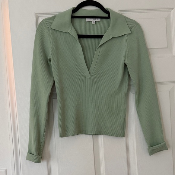 Mint Green Ribbed Collared Top - Picture 1 of 3